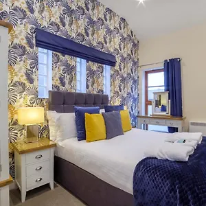 - Reubens Court , York United Kingdom